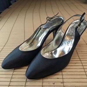 Bruno Magli women's Size 8B Black Satin Silver Leather Lined Pointed Pumps Sling